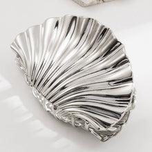 Load image into Gallery viewer, Floral Metal Geometric Hair Claw Clip – Chic Style_CWAHA6182