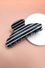 Load image into Gallery viewer, JUMBO STRIPE PLAID OVAL HAIR CLAW CLIPS | 40H1020