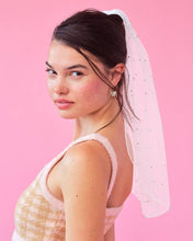Load image into Gallery viewer, Pearl Bridal Veil, Bachelorette Party Accessory
