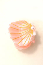 Load image into Gallery viewer, BEACH OCEAN CELLULOSE SEASHELL HAIR CLAW CLIPS | 40H782