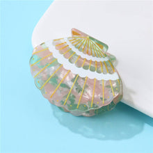 Load image into Gallery viewer, Marbled Seashell Hair Claw Clip | 40H1047