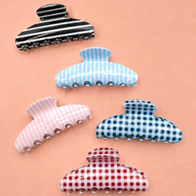 Load image into Gallery viewer, JUMBO STRIPE PLAID OVAL HAIR CLAW CLIPS | 40H1020