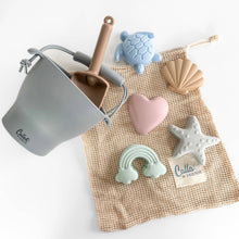 Load image into Gallery viewer, Hudson Silicone Beach Toy Set
