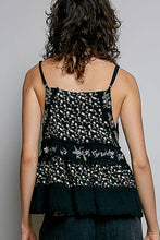 Load image into Gallery viewer, A-body Flared Fit Double Gauze Floral Embroidery Sleeveless
