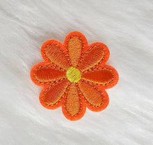 Load image into Gallery viewer, Daisy Small Flower Embroidery Iron On Patch
