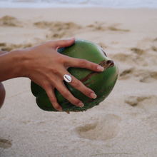 Load image into Gallery viewer, Shell Ring (Handmade)
