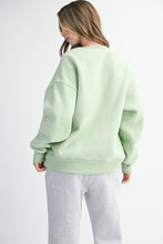 Load image into Gallery viewer, 9130GK Oversized Graphic Pullover Sweatshirt

