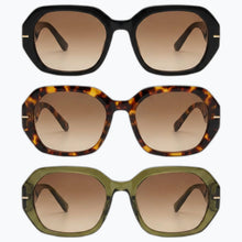 Load image into Gallery viewer, The Regent - Vintage Square Sunglasses for Women &amp; Men
