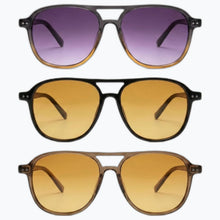 Load image into Gallery viewer, Eastwood - Retro Polarized Aviator Unisex Sunglasses
