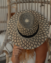Load image into Gallery viewer, Local Beach Vida Sun Hat
