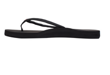 Load image into Gallery viewer, Rainbow Sandals Low Cloud - Soft Rubber Top Narrow Black
