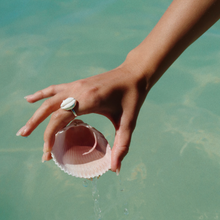 Load image into Gallery viewer, Shell Ring (Handmade)
