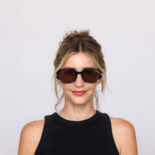 Load image into Gallery viewer, The Regent - Vintage Square Sunglasses for Women &amp; Men
