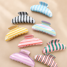Load image into Gallery viewer, JUMBO STRIPE PLAID OVAL HAIR CLAW CLIPS | 40H1069
