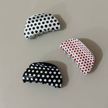 Load image into Gallery viewer, JUMBO POLKA DOT HAIR CLAW CLIPS | 40H1018
