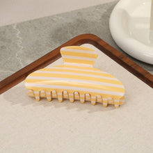 Load image into Gallery viewer, JUMBO STRIPE PLAID OVAL HAIR CLAW CLIPS | 40H1069
