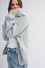 Load image into Gallery viewer, 5189HK Striped Zip Hoodie
